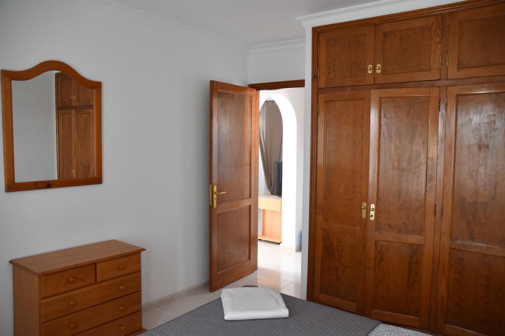 Alhambra Apartamentos 티아즈 외부 사진